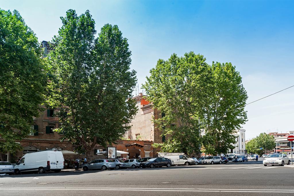 Guesthouse Pop Рим Екстериор снимка